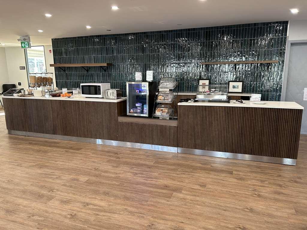 ת'אנדר ביי Superior Shores Hotel, BW Signature Collection מסעדה תמונה