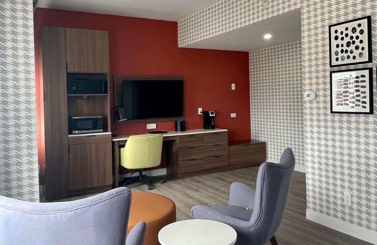 ת'אנדר ביי Superior Shores Hotel, BW Signature Collection מראה חיצוני תמונה